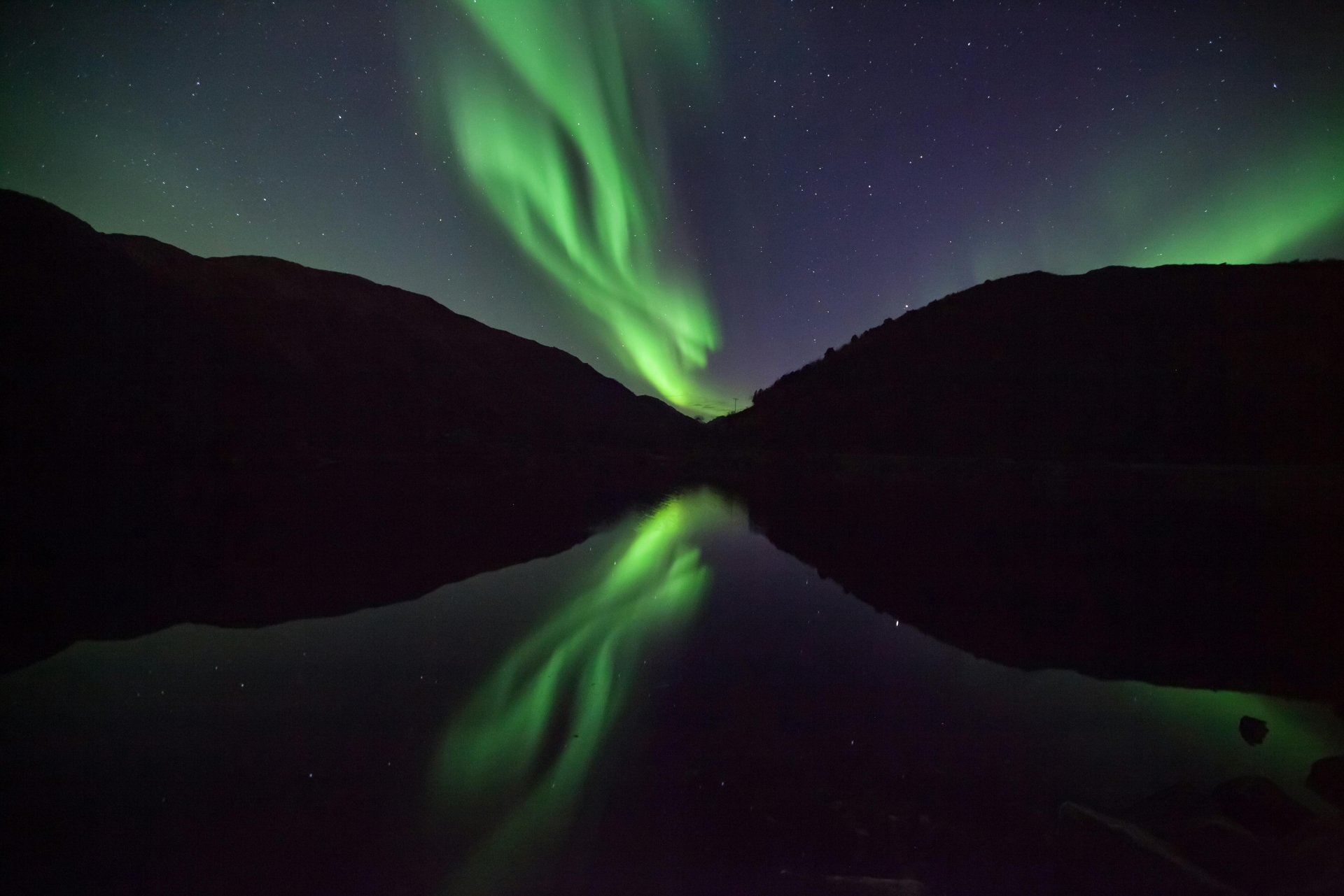 UK vs Finland for Northern Lights